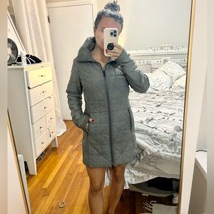 Grey north face parka small